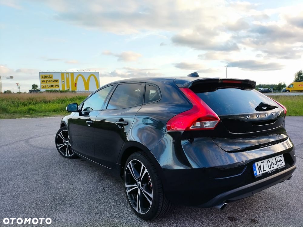 Volvo V40 D3 Kinetic - 9