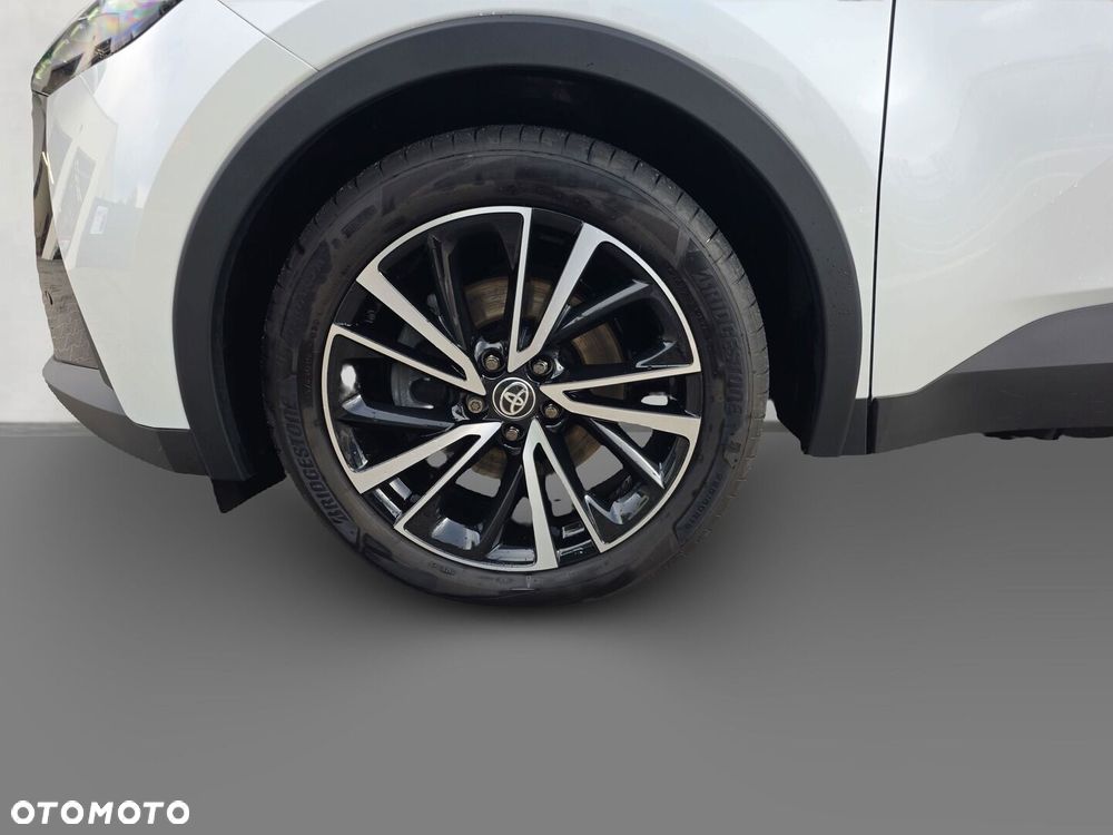 Toyota C-HR 2.0 PHEV Dynamic Force Executive - 29