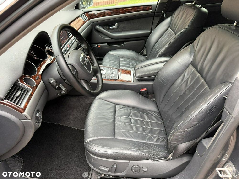 Audi A8 - 10