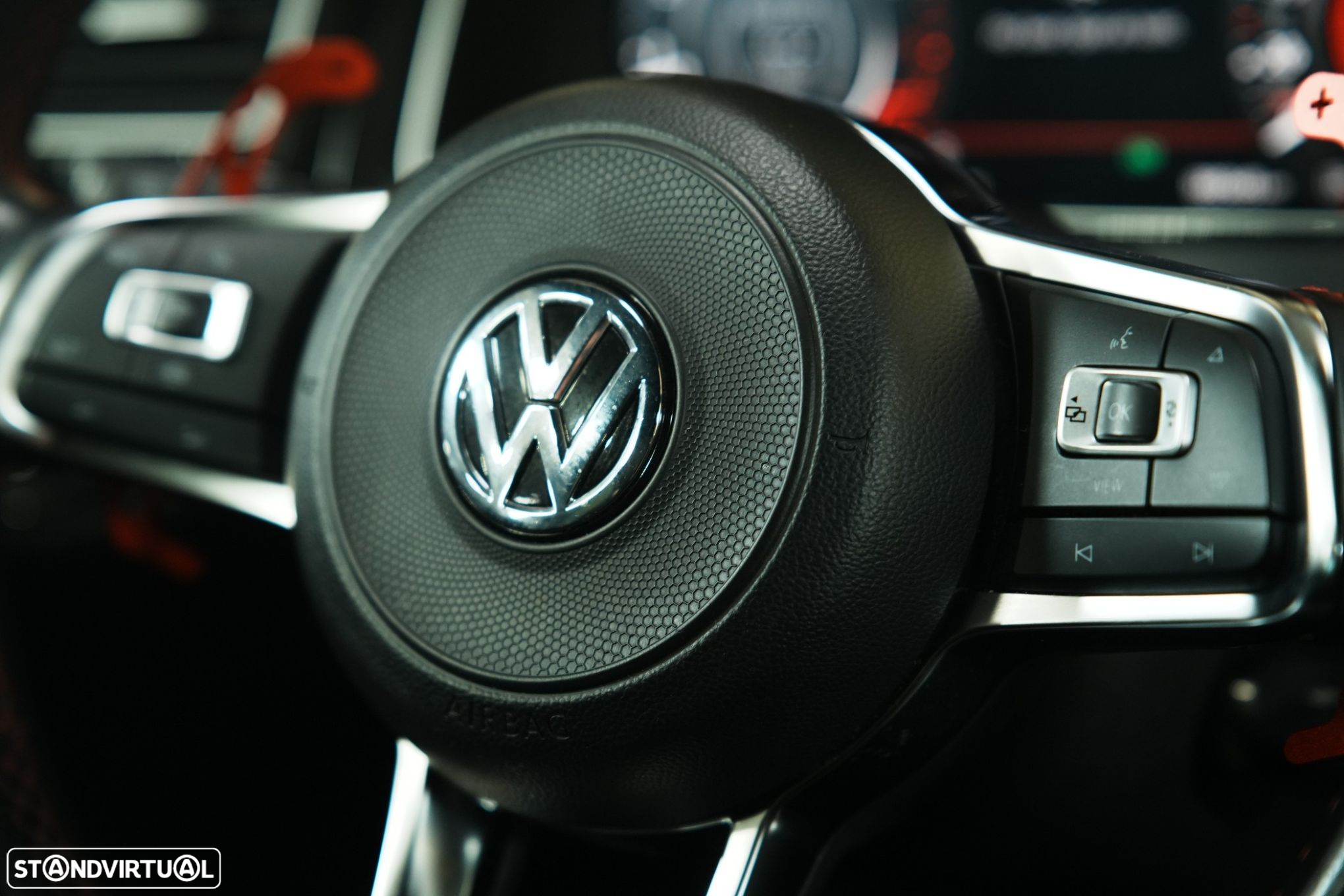 VW Golf 2.0 TSI GTI DSG - 26