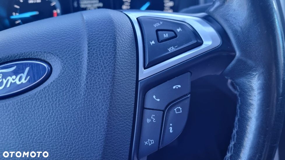 Ford S-Max 2.0 TDCi Titanium - 16