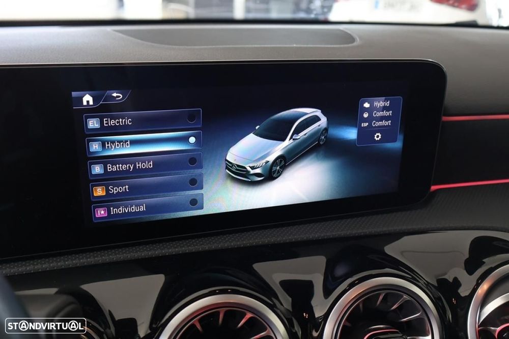 Mercedes-Benz A 250 e 8G-DCT AMG Line Advanced Plus - 27