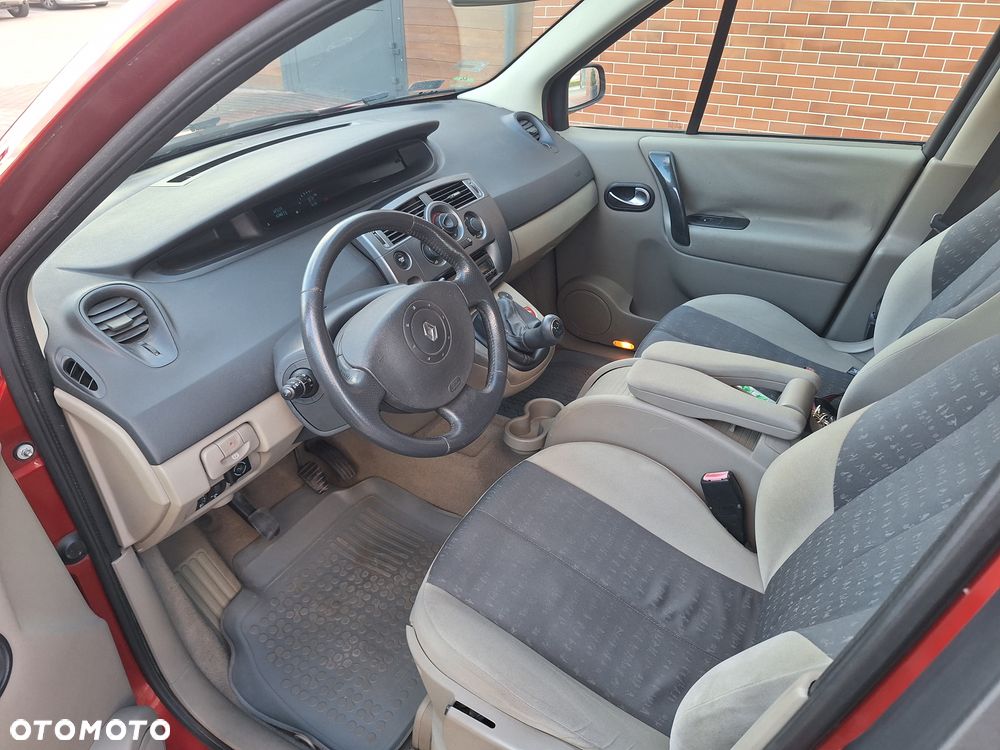 Renault Grand Scenic 1.6 16V Authentique - 7