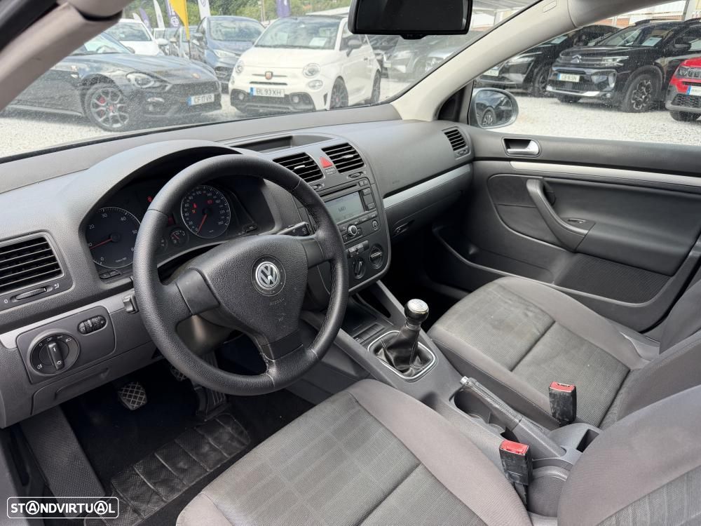 VW Golf 1.9 TDi BlueM. Confortline - 8