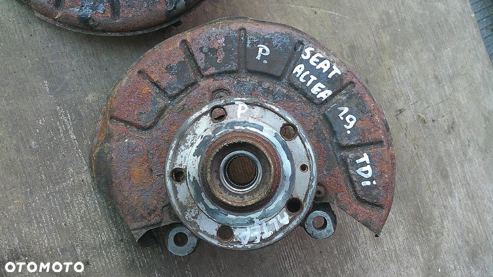 SEAT ALTEA 1.9 TDI  ZWROTNICA PRAWA LUB LEWA - 2