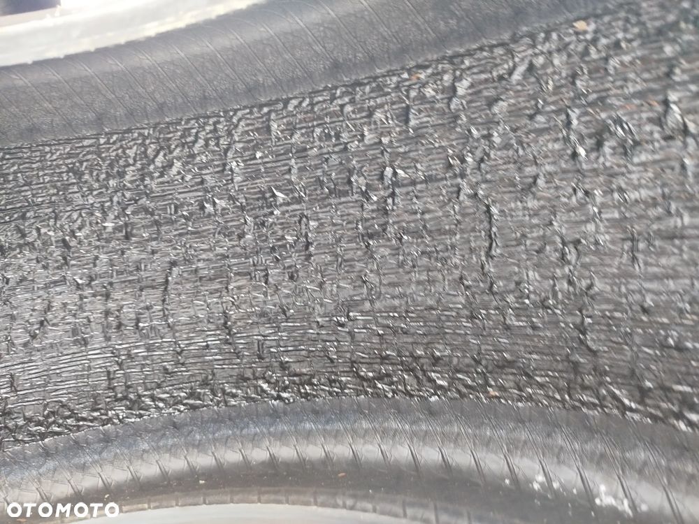 235/45R18 94V Pirelli Winter Sottozero 3 2szt. 2x85% bieżnika - 9