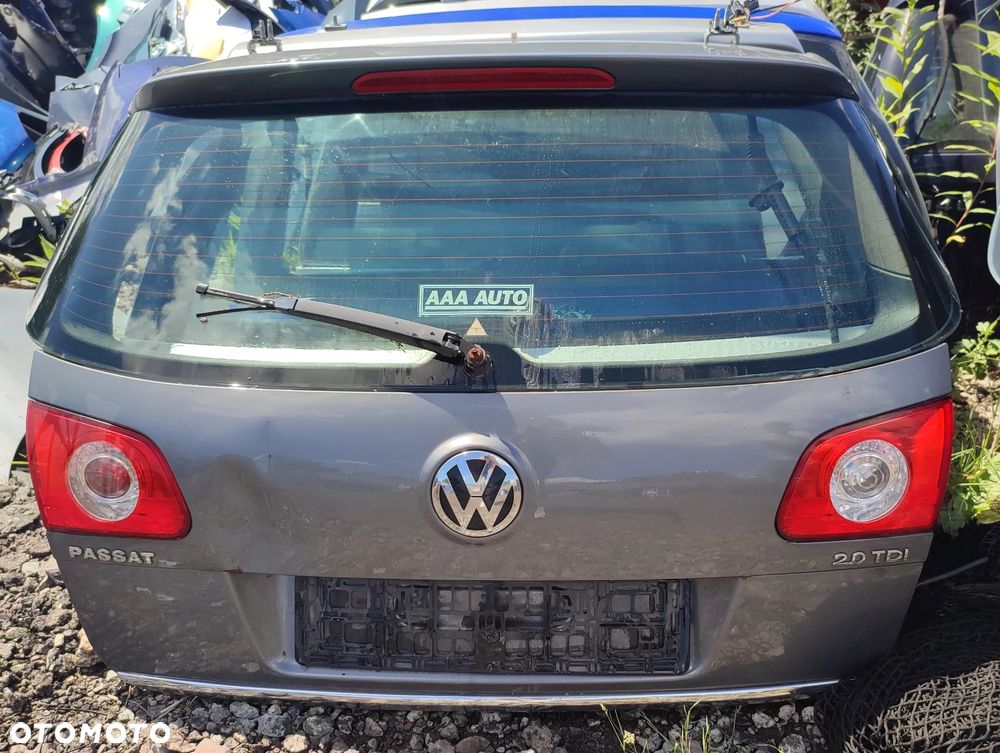 Klapa bagażnika VW Passat B6 - 1