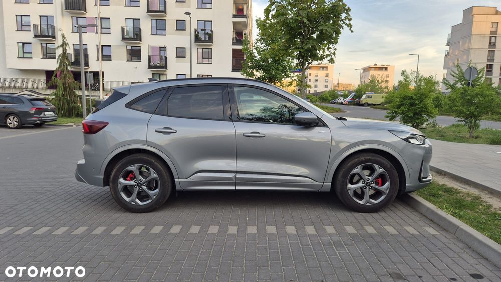 Ford Kuga 1.5 EcoBoost FWD ST-Line X - 3