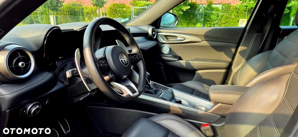 Alfa Romeo Tonale 1.3 VGT Q4 Ti - 10