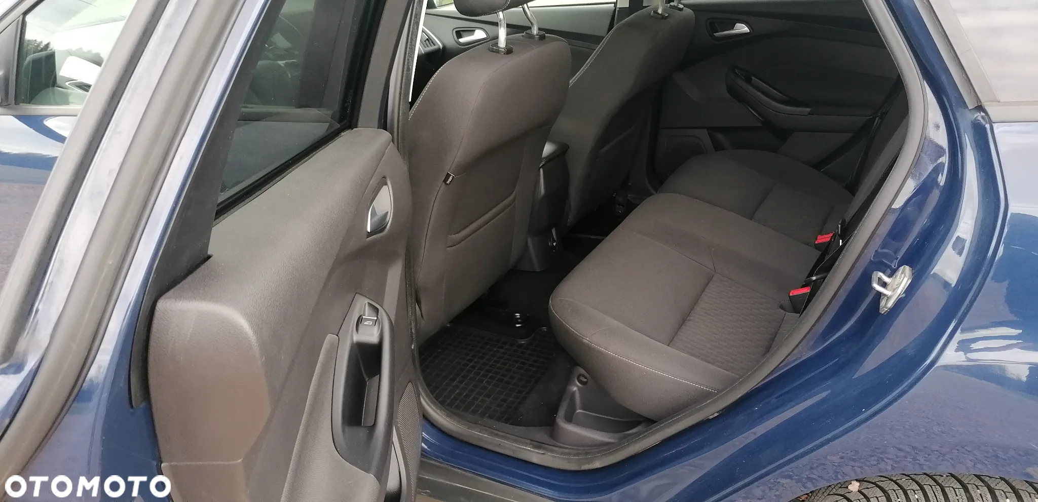Ford Focus - 10