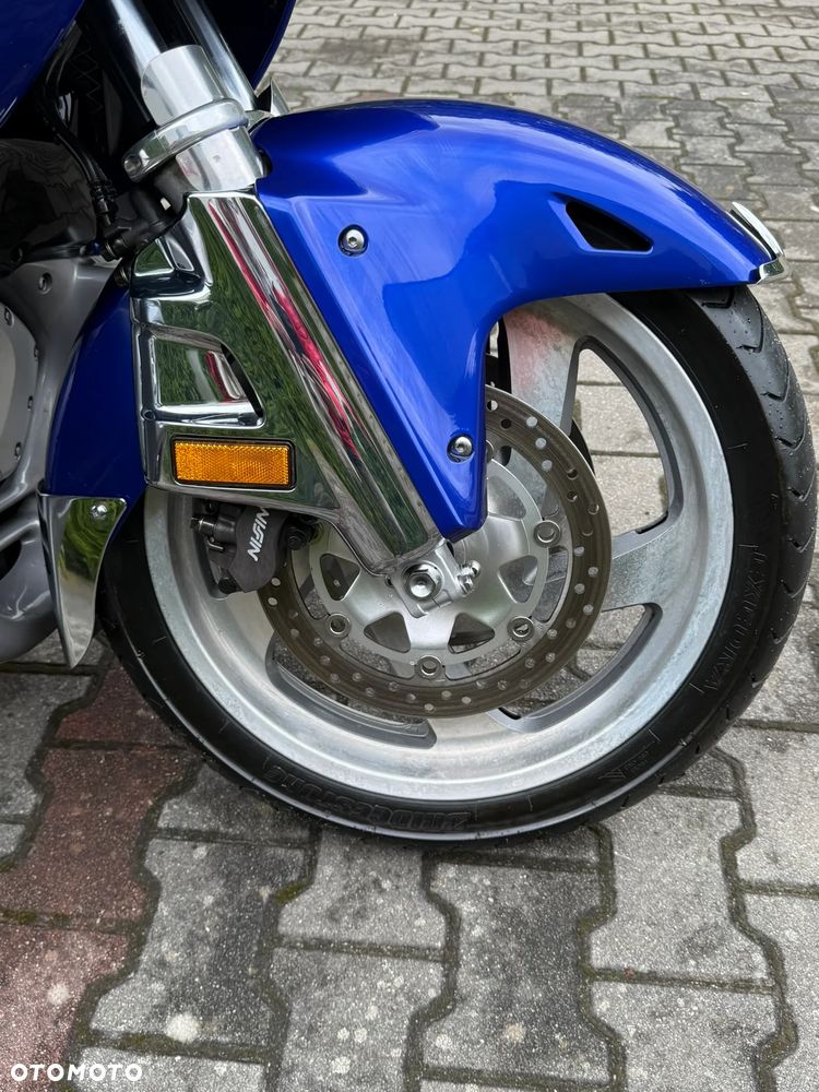 Honda GL - 9