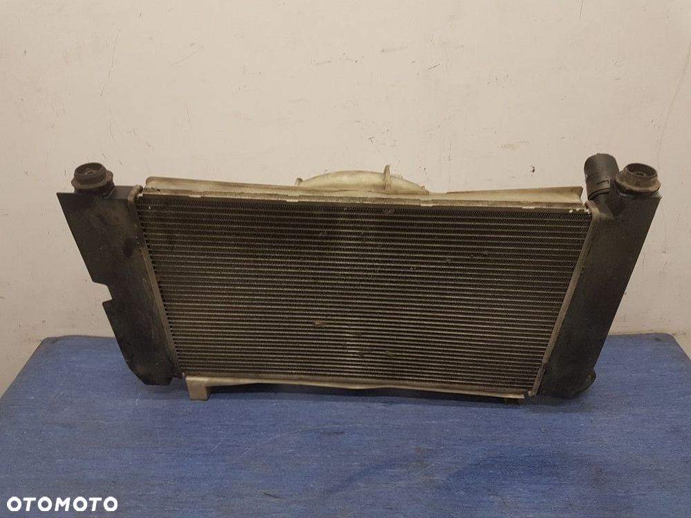 TOYOTA AVENSIS T25 1.6B CHŁODNICA WODY - 7