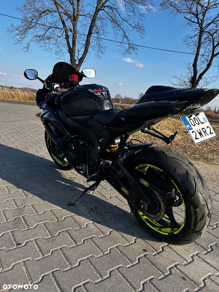 Suzuki GSX-R - 2