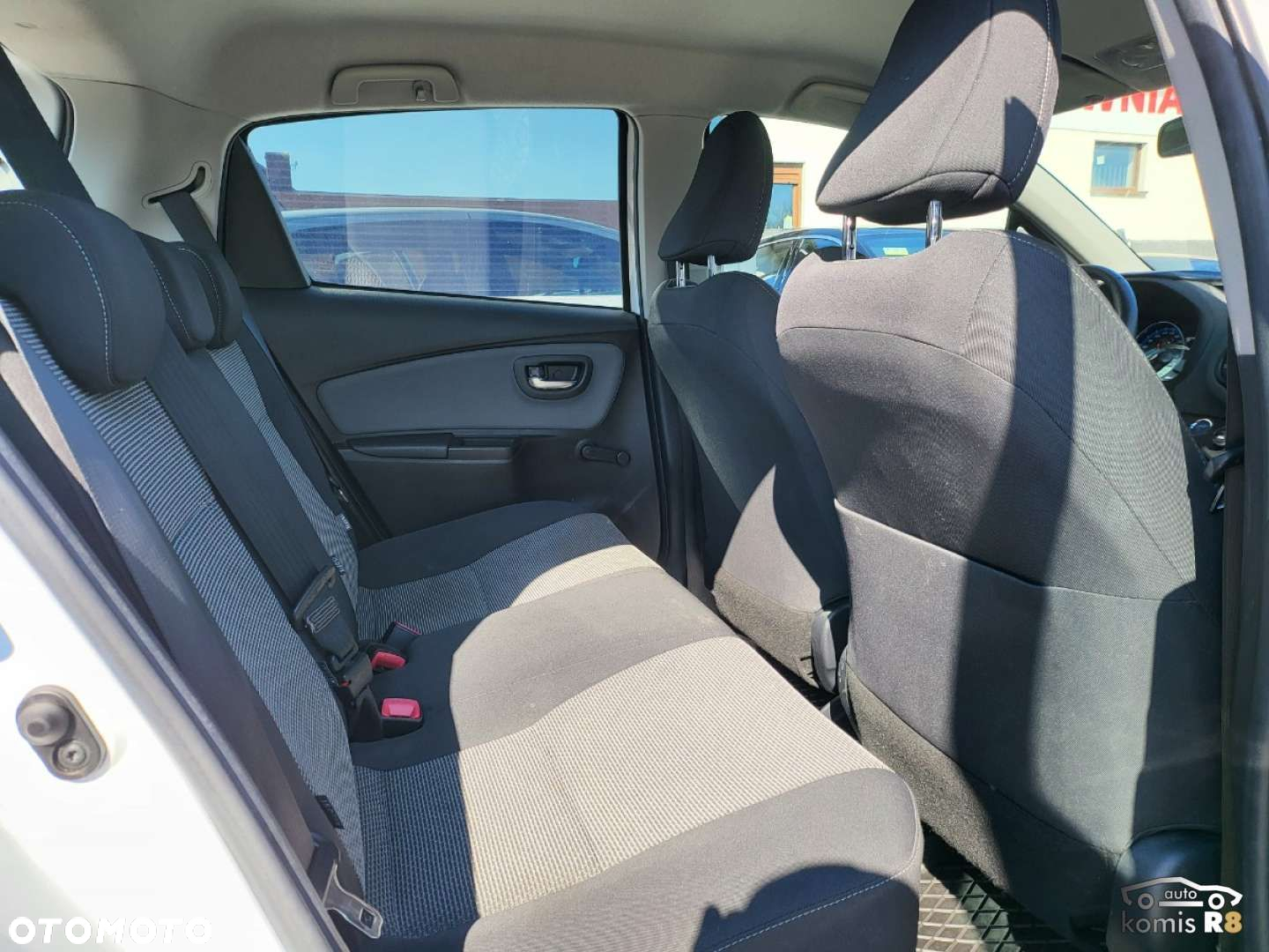 Toyota Yaris - 13