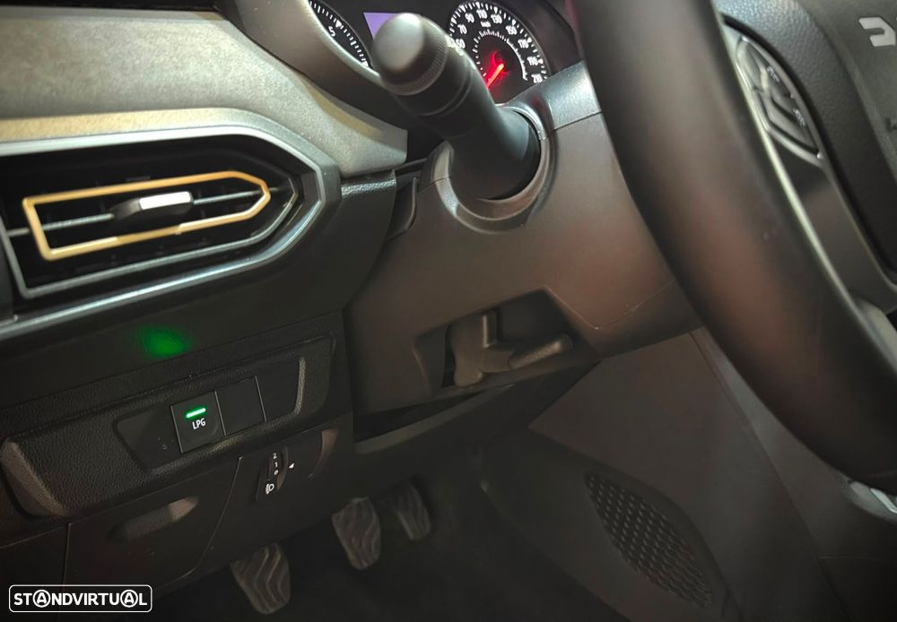 Dacia Sandero - 25