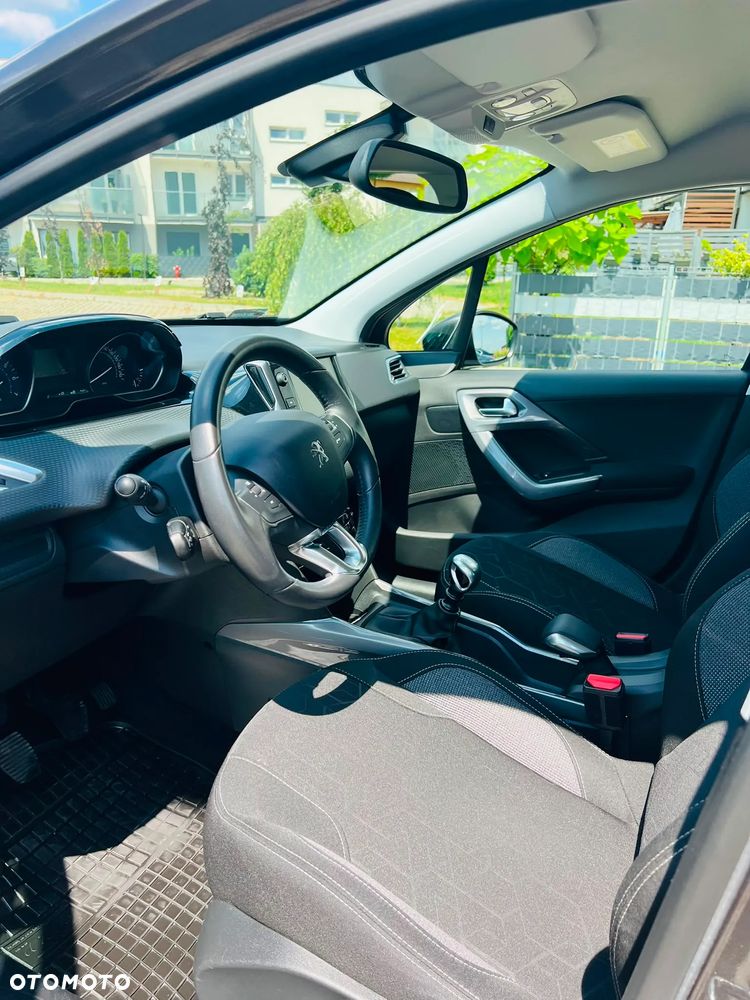 Peugeot 2008 1.2 Pure Tech GPF Active S&S - 7
