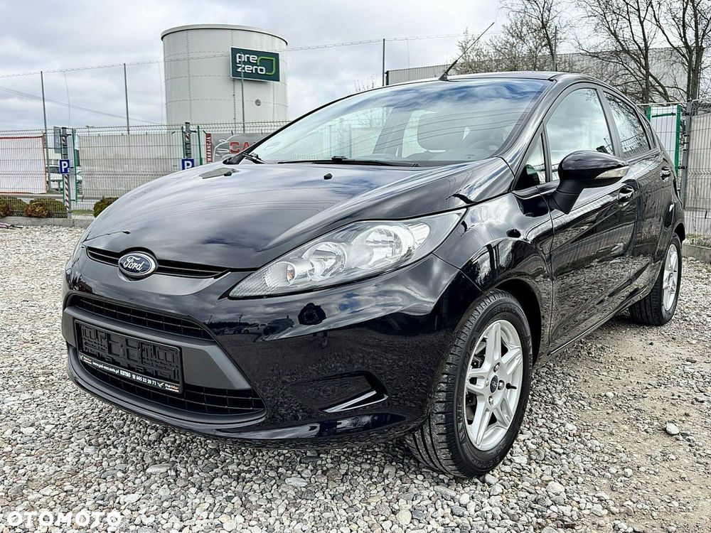 Ford Fiesta - 2