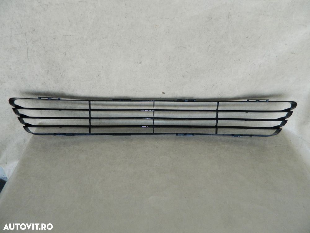 Grila intre proiectoare, Ford Fiesta, 2005, 2006, 2007, 2007, 2008,, 2S61-A018A58-A - 5