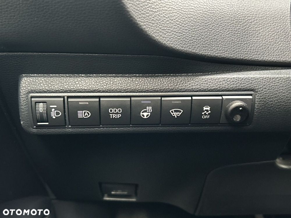 Toyota Corolla 1.8 Hybrid Executive - 21