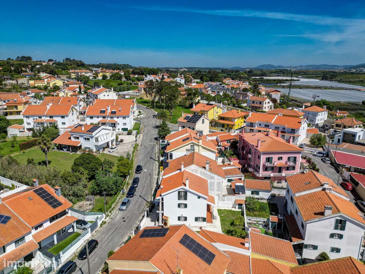 Moradia T3+1 com Garagem, em Mem Martins, Sintra, junto à A16 - Grande imagem: 4/29
