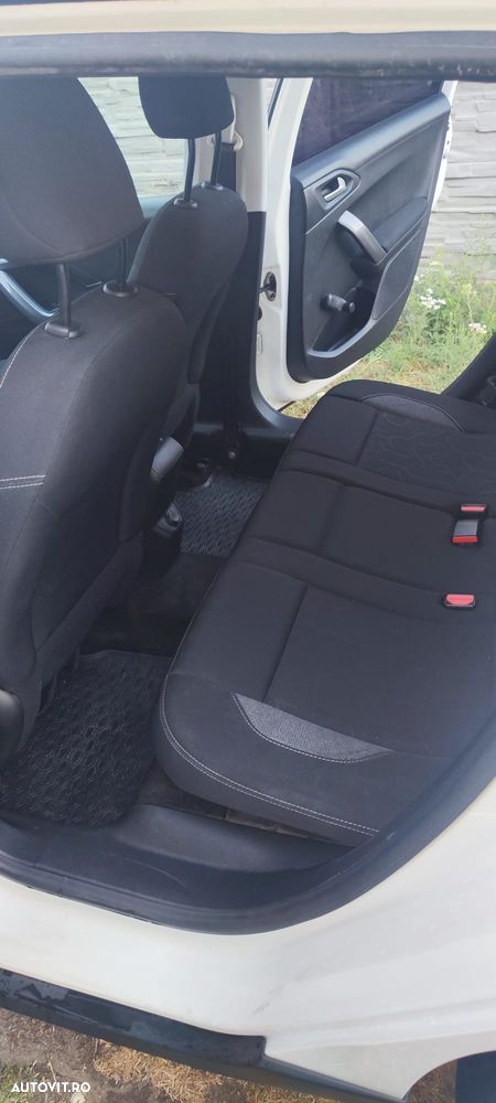 Peugeot 2008 1.6 BlueHDi FAP Allure - 14