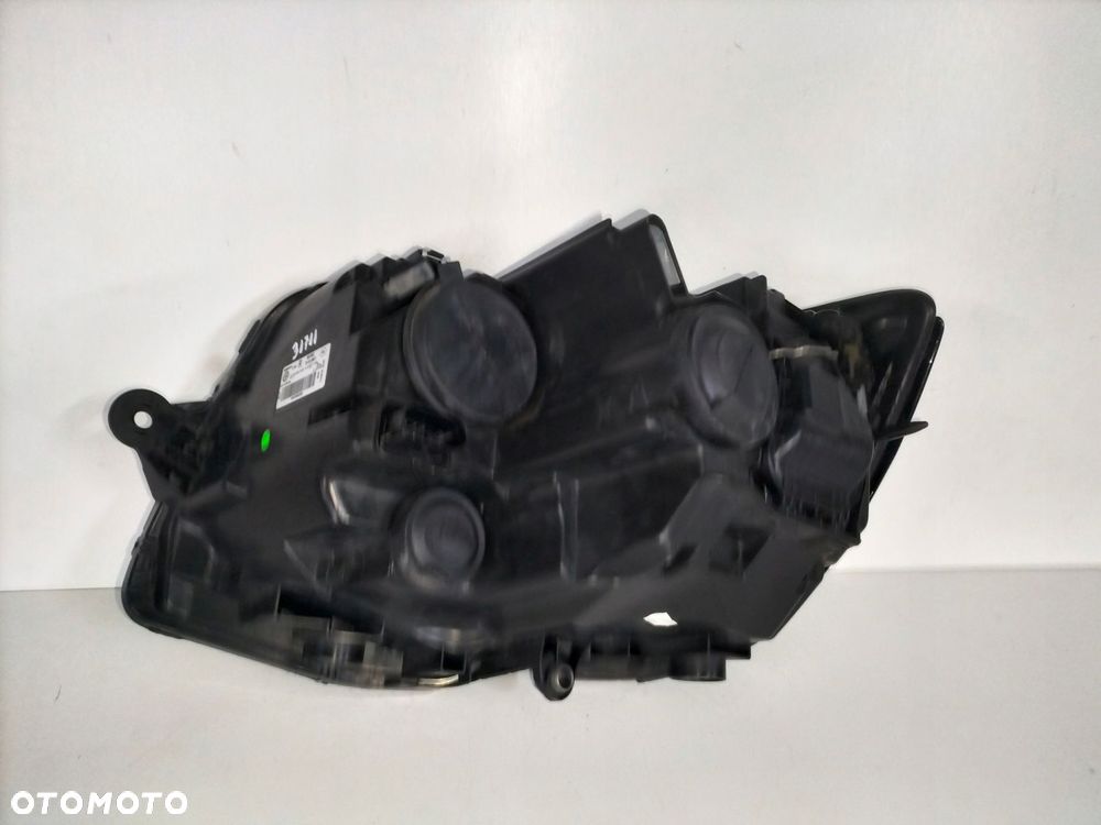 lampa przednia reflektor prawa vw t6 15- - 6