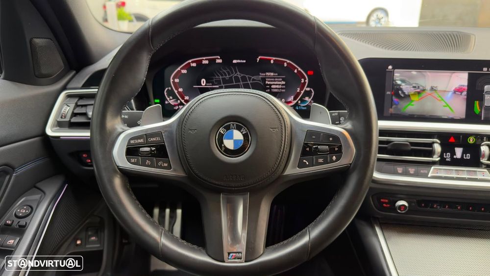 BMW 330 e Pack Desportivo M Pro Auto - 23
