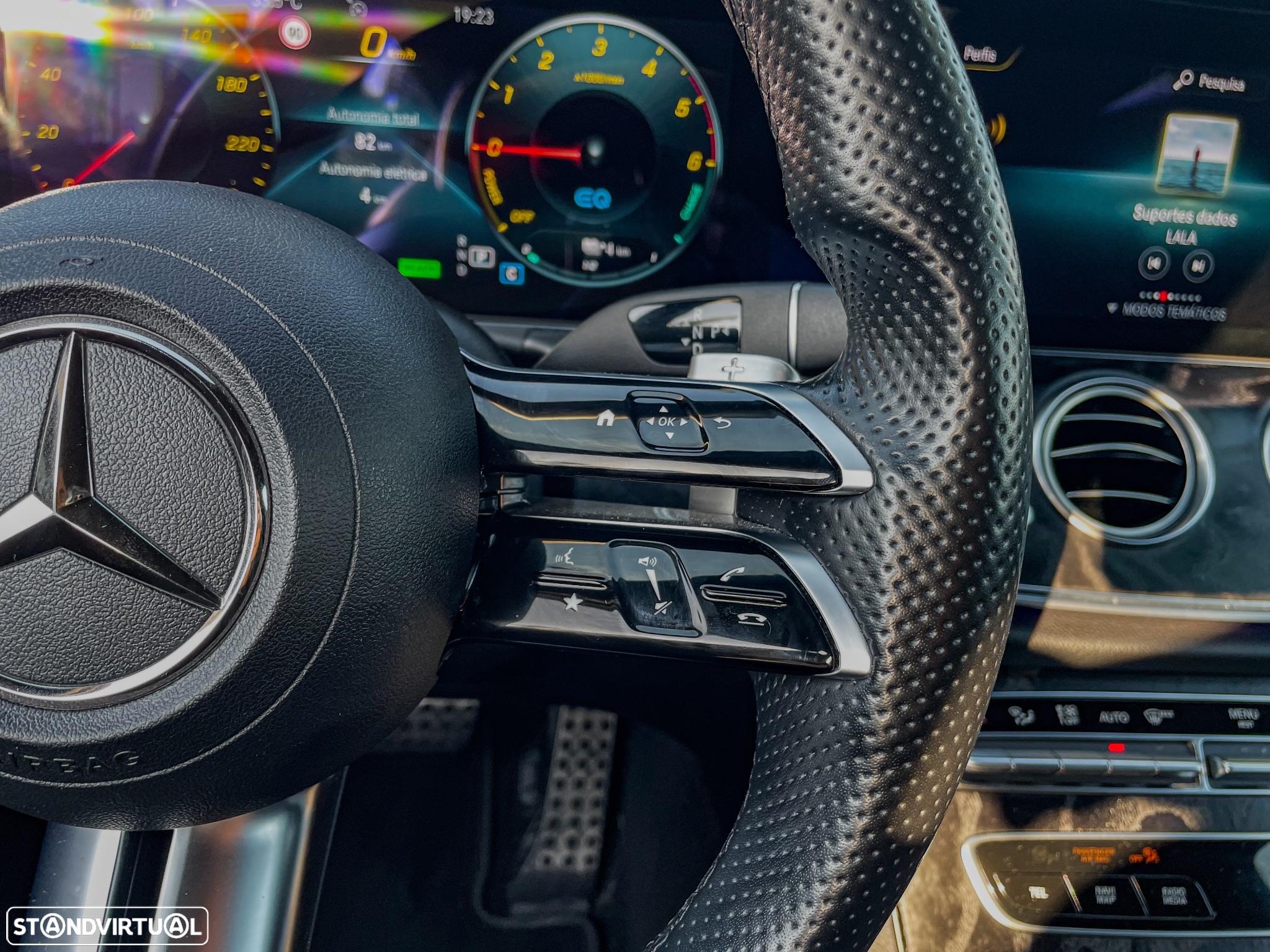 Mercedes-Benz E 300 de AMG Line 4Matic - 30