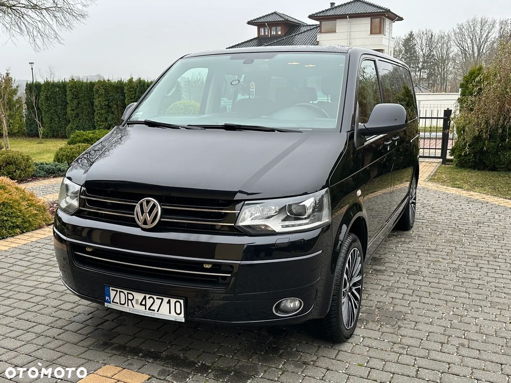 Volkswagen Multivan - 13