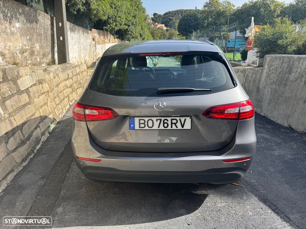 Mercedes-Benz B 180 d Style - 6