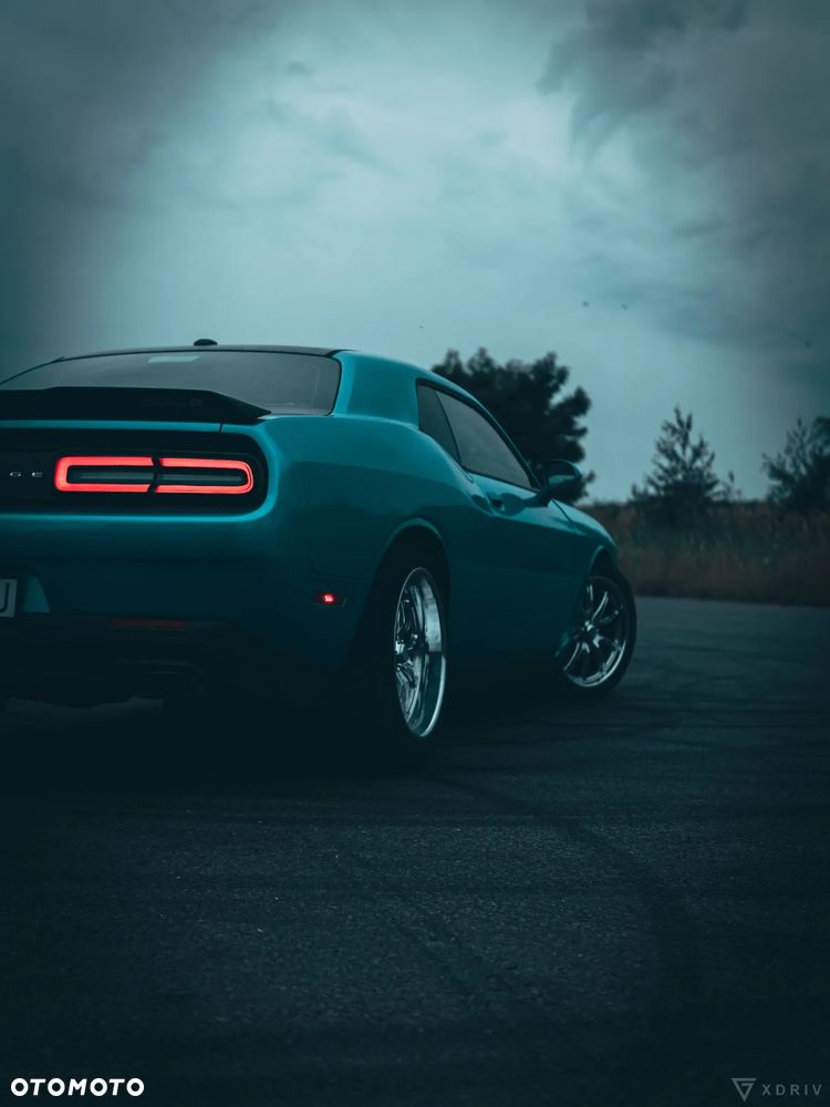 Dodge Challenger 5.7 R/T - 5