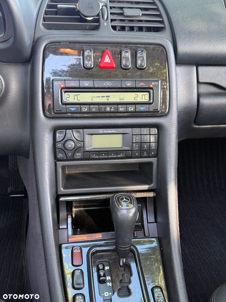 Mercedes-Benz CLK - 25