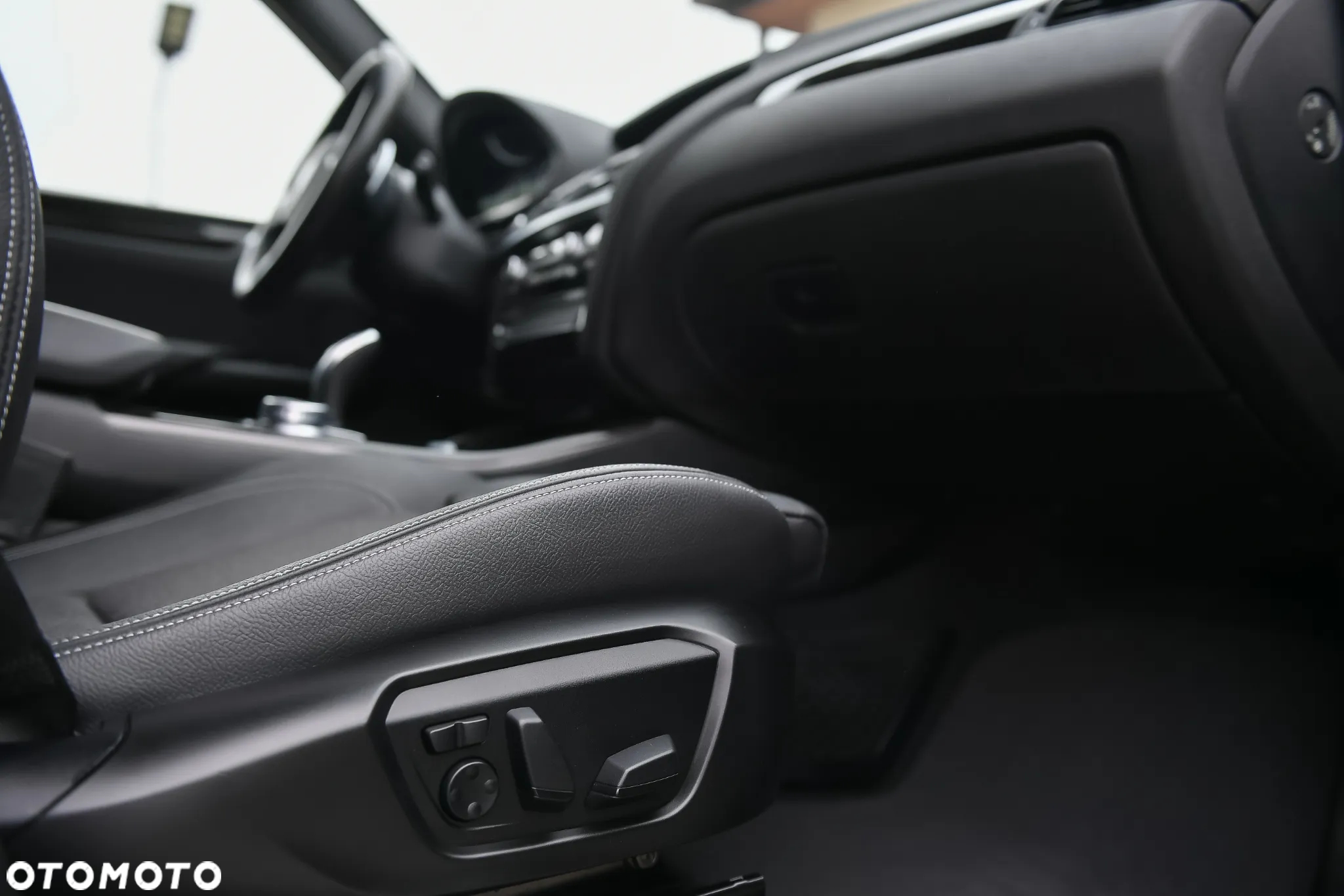 BMW X3 xDrive28i M Sport sport - 28