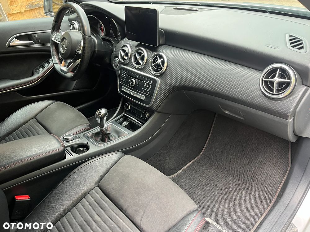 Mercedes-Benz Klasa A 160 AMG Line - 22