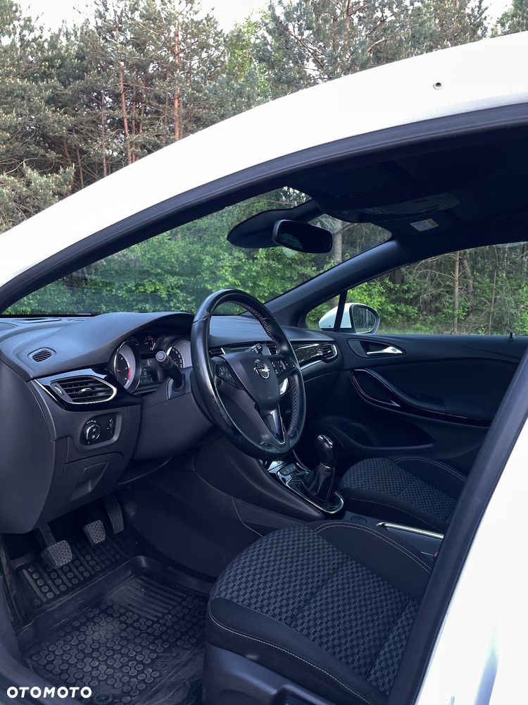 Opel Astra 1.6 CDTI Dynamic S&S - 9