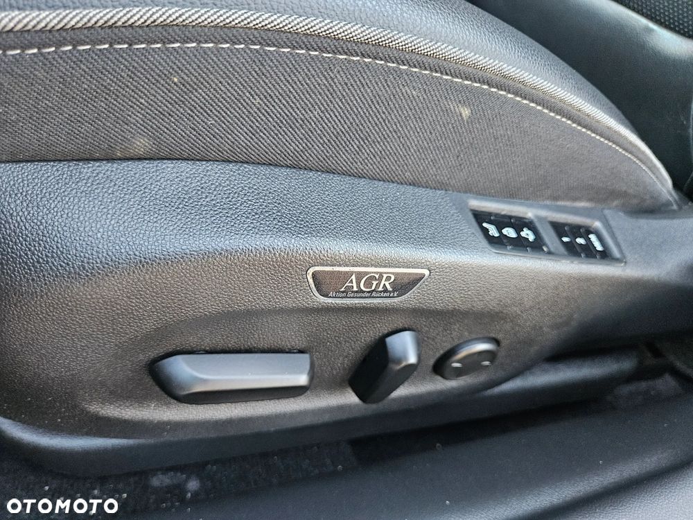 Opel Insignia 2.0 CDTI 4x4 ecoFLEX Start/Stop Business Innovation - 17