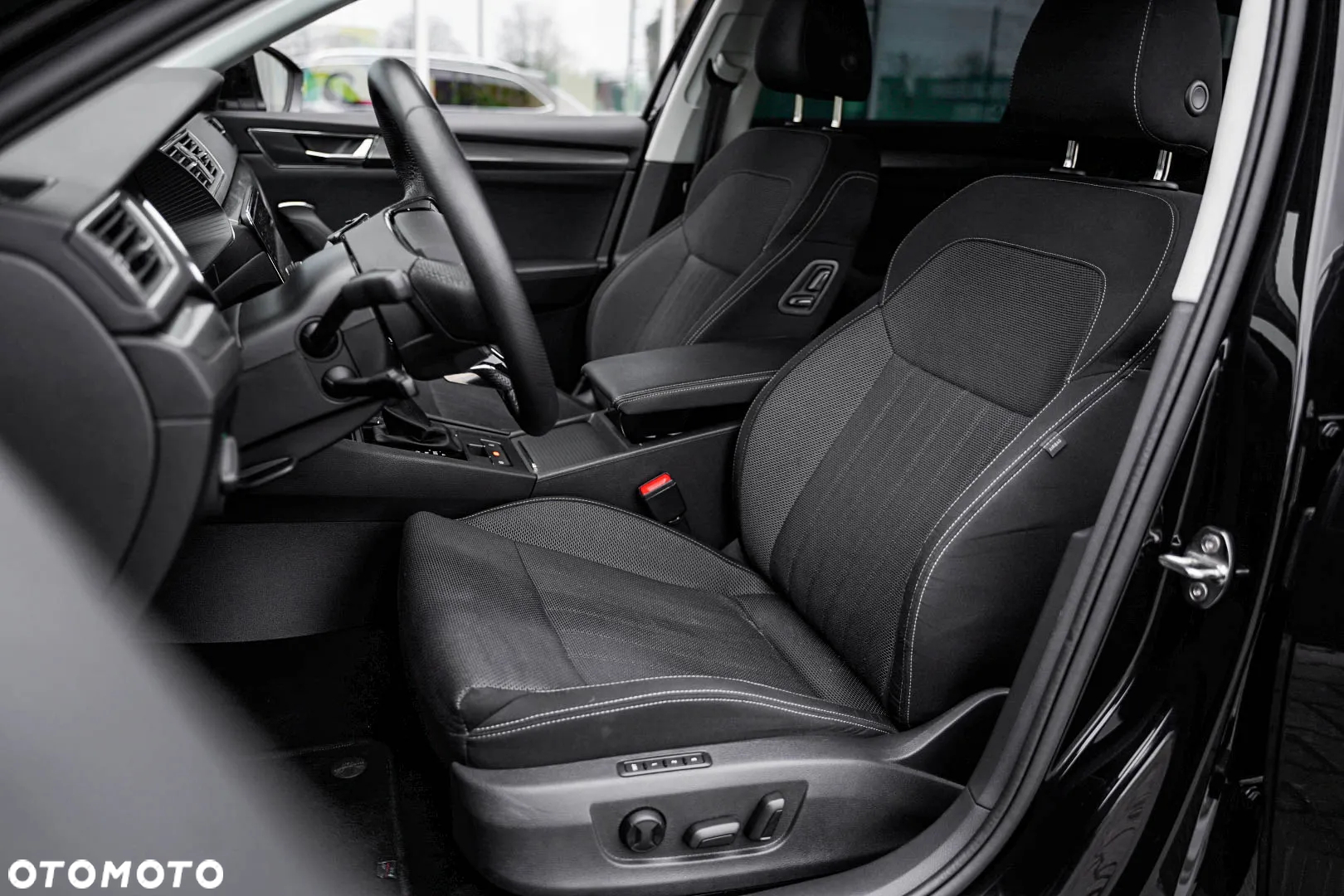 Skoda Superb 2.0 TSI Style DSG - 24