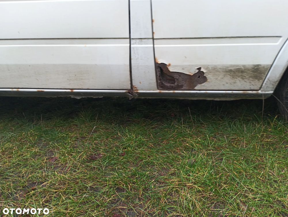 Mercedes-Benz Sprinter - 6