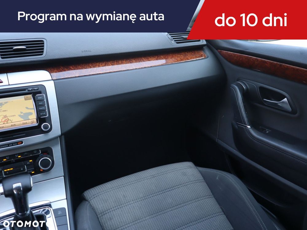 Volkswagen CC - 10
