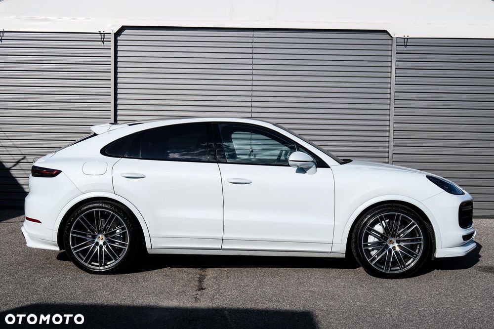 Porsche Cayenne Coupe Turbo - 7