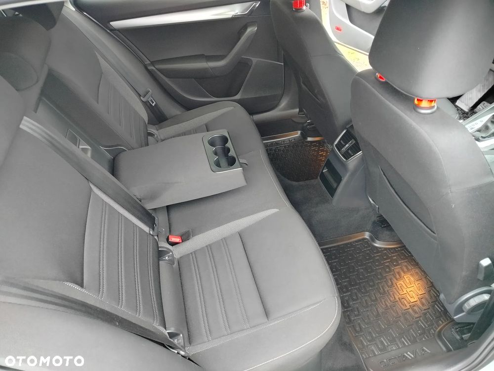 Skoda Octavia 1.5 TSI GPF ACT Style DSG - 17