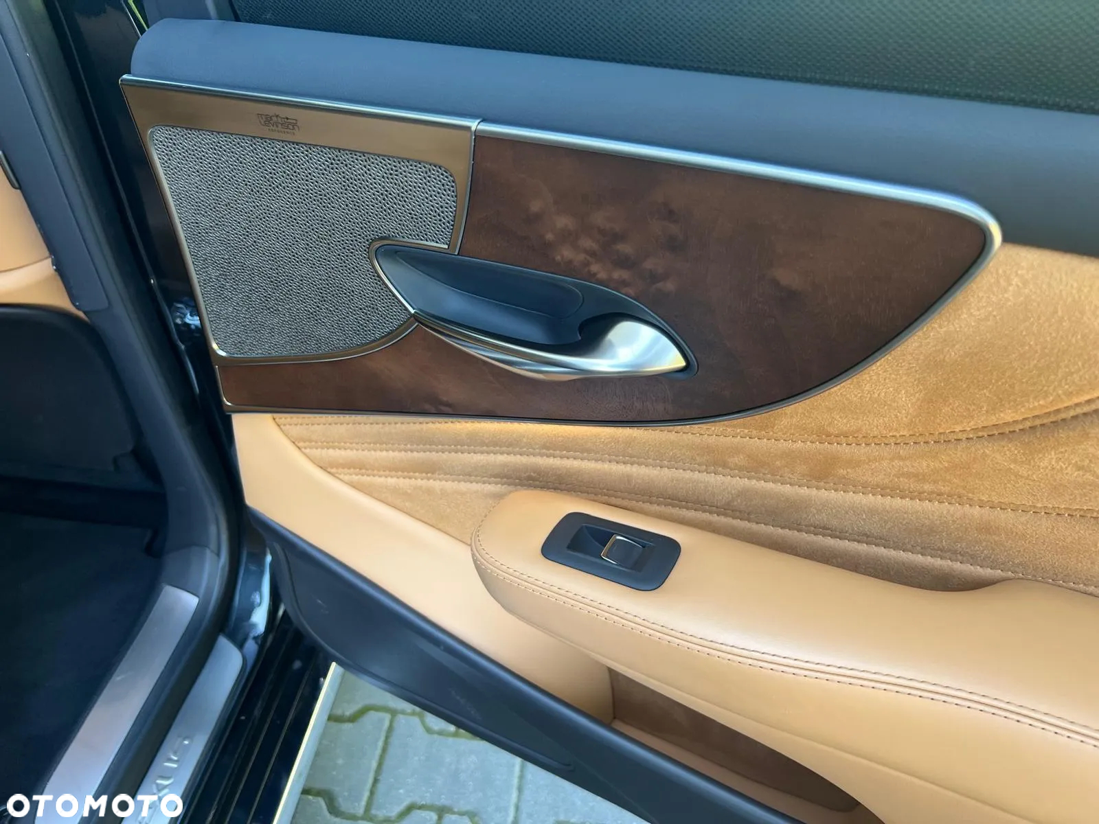 Lexus LS 500h Prestige AWD - 14
