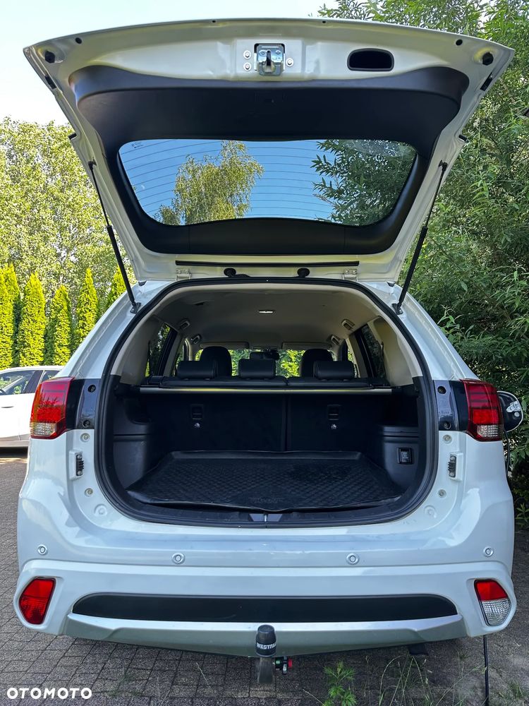 Mitsubishi Outlander Intense + - 14