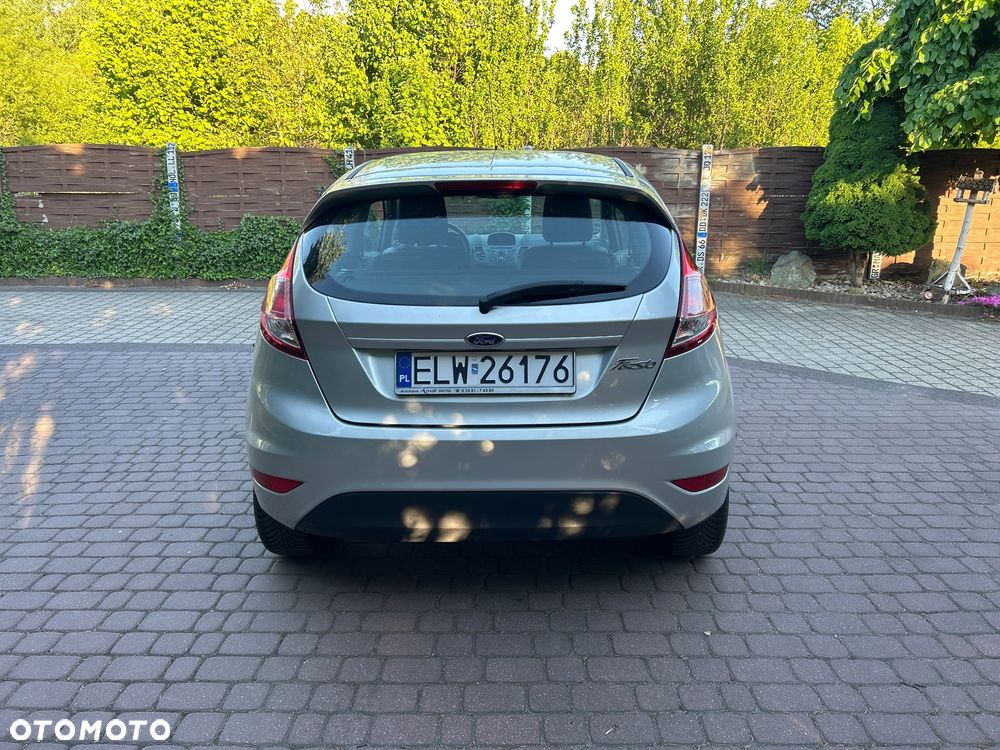 Ford Fiesta - 12