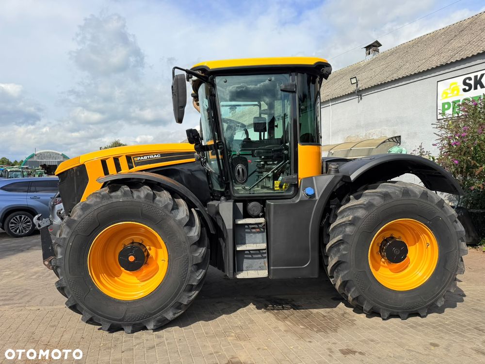 JCB Fastrac 4220 - 6