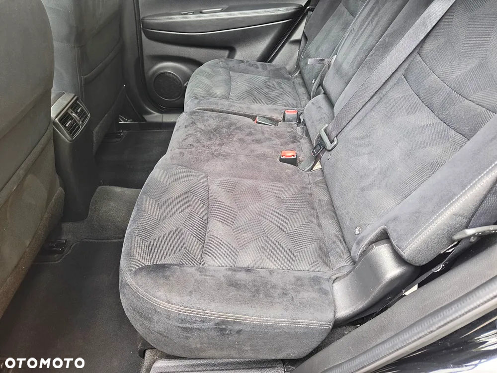 Nissan X-Trail 1.6 dCi ALL-MODE 4x4i Tekna - 28
