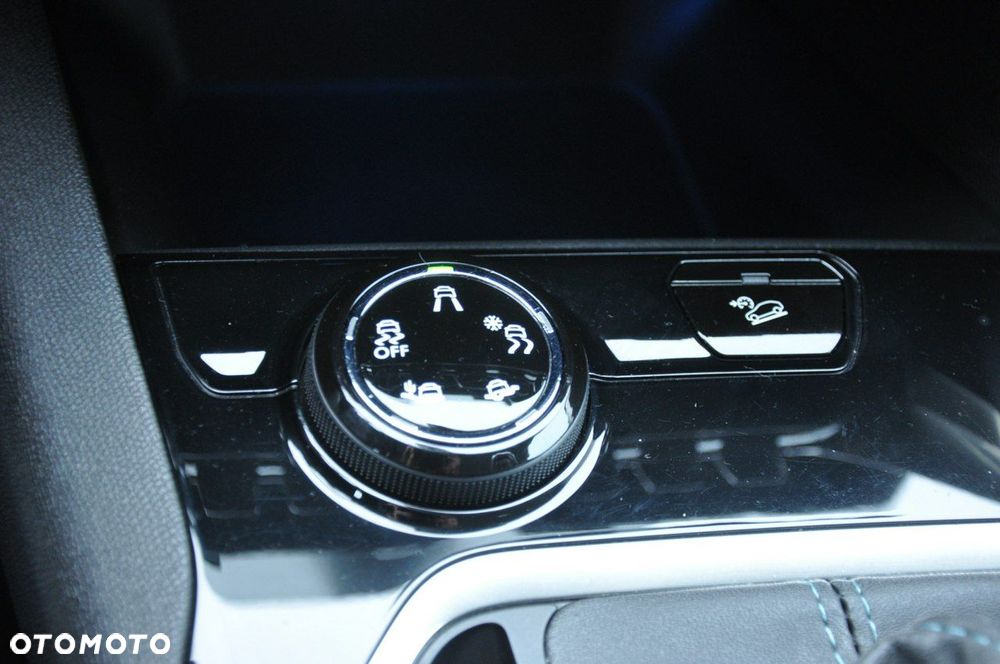 Peugeot 3008 2.0 BlueHDi Crossway S&S - 18