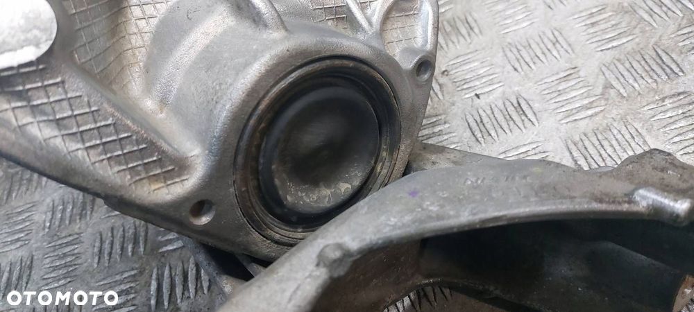 ŁAPA PODUSYKA SKRZYNI HONDA ACCORD VIII 2.2 I-DTEC N22B1 - 2