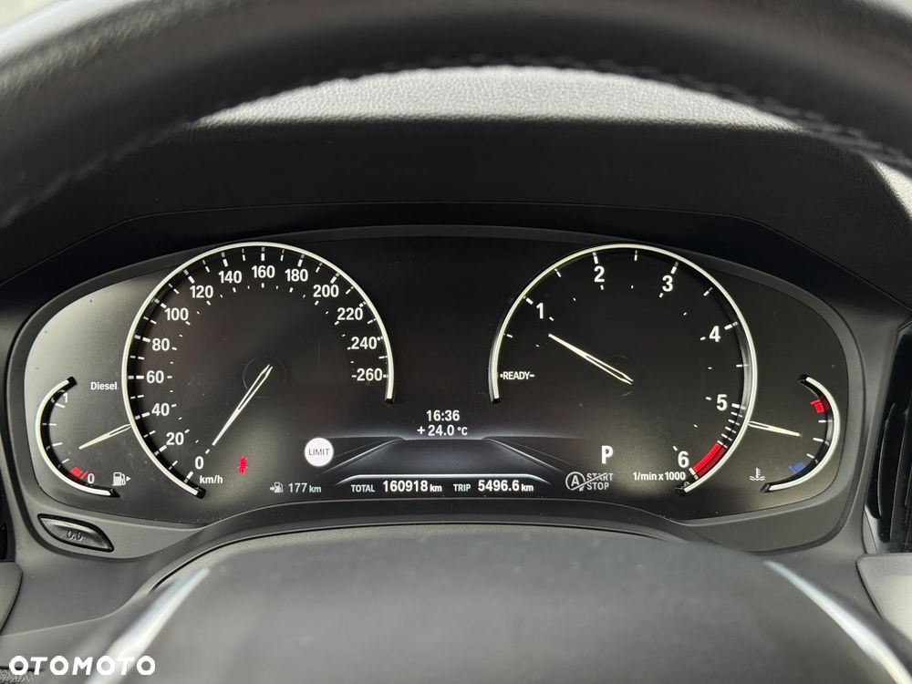 BMW Seria 3 320d xDrive - 29