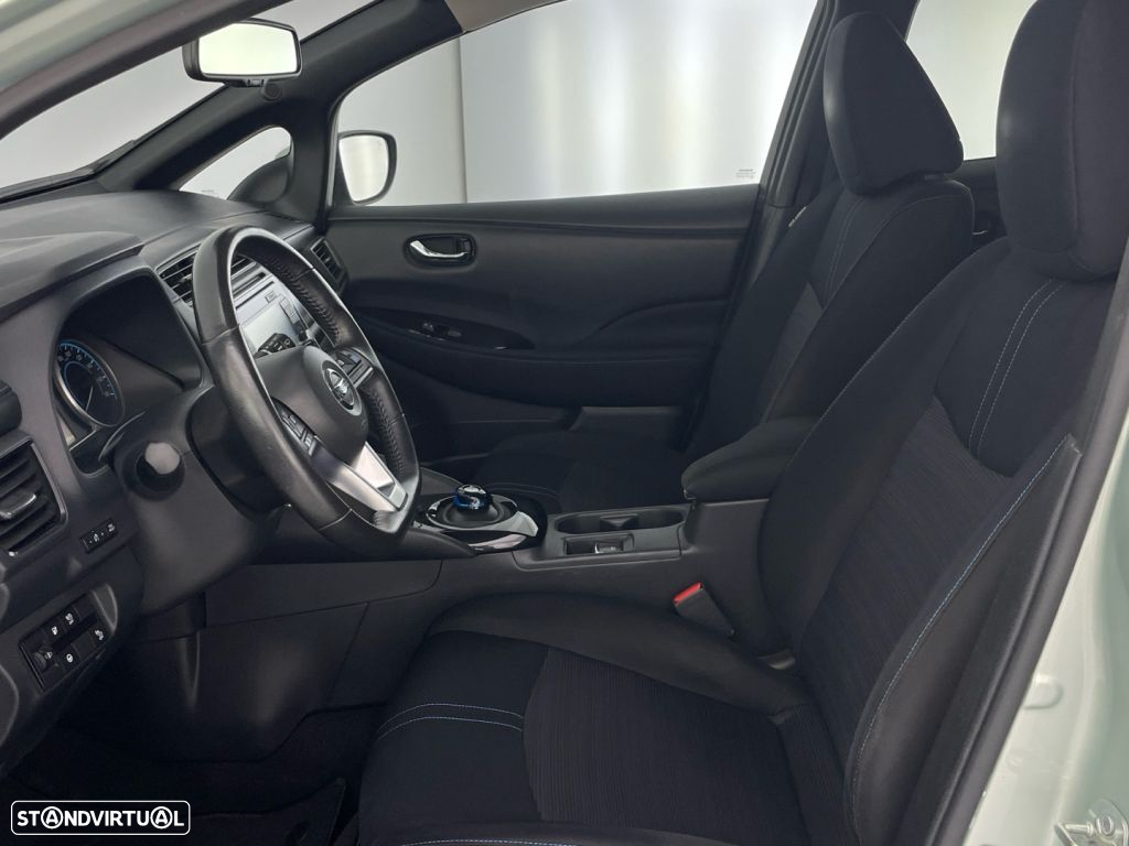 Nissan Leaf N-Connecta - 11